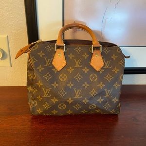 SOLD!!!Louis Vuitton Speedy 25